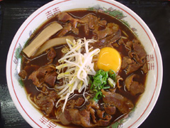 青空 「支那そば 肉玉子入り 大／700円」