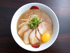 ふく利 沖浜店　「中華そば 肉玉子入り／650円」