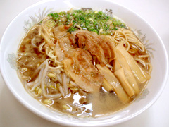 徳島ラーメンの原点「中華そば／500円」